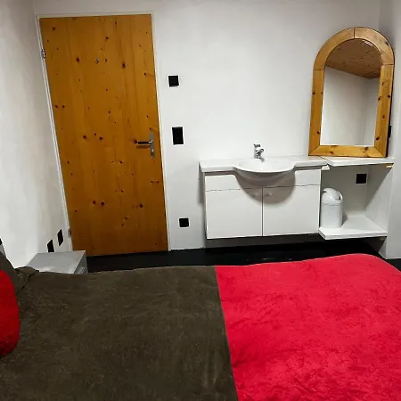Homestay Quartos Privados E Coletivo!